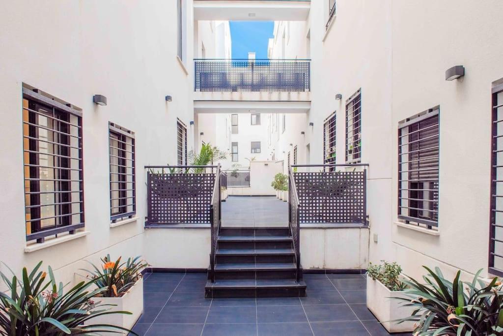 Relaxing Apartment With Parking In The Center By Rems Málaga Eksteriør bilde